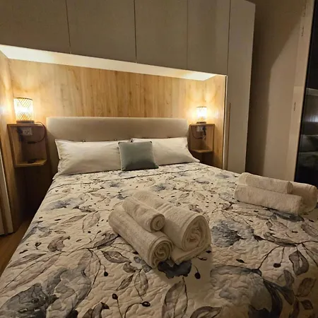 Lejlighed Binario 5, A Due Passi Da Porta Nuova E Dal Centro *