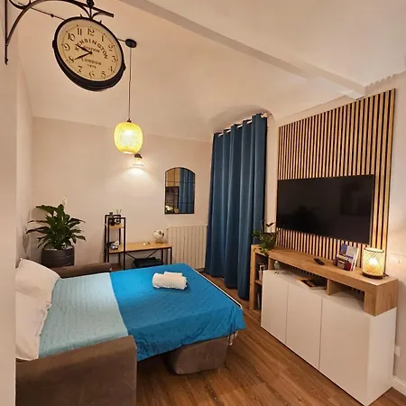 Binario 5, A Due Passi Da Porta Nuova E Dal Centro Torino