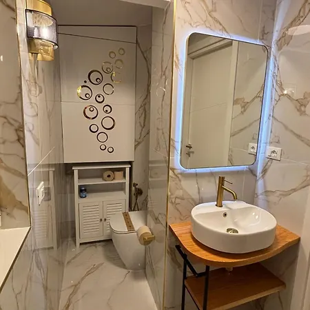 Binario 5, A Due Passi Da Porta Nuova E Dal Centro 아파트